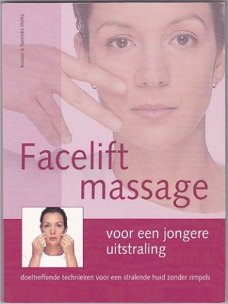 Kundan en Narendra Mehta: Faceliftmassage