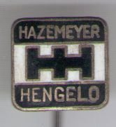 Hazemeyer Hengelo emaille tractor speldje ( A_163 )