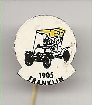 Franklin 1905 geel blik auto speldje ( H_013 )