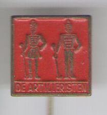 De artilleristen rood speldje ( K_045 ) - 1