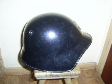 Zwitserse helm Burgerbescherming model M28 - 1