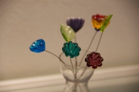 Bosje handgemaakte bloemen van glas incl. vaasje. - 1