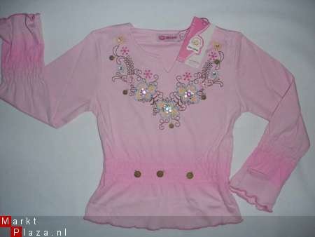 Roze shirt met bloemen in maat 98/104 AFGEPRIJSD - 1