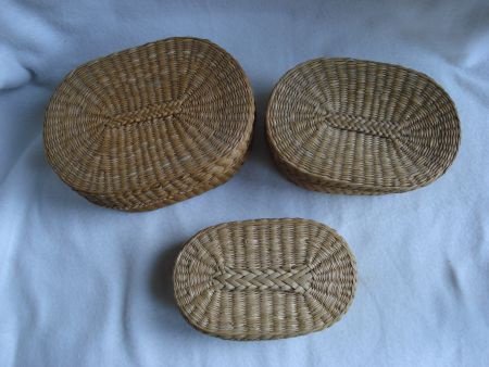 3 retro fijn gevlochten ovale mandjes met deksel 15 x 10 x6 - 1
