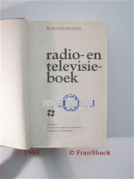 [1969] Radio- en Televisieboek, Spectrum (#1) - 2