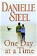 Danielle Steel One day at a time - 1 - Thumbnail