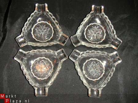 4 Glazen asbakjes (c2vo) - Afbeelding 2