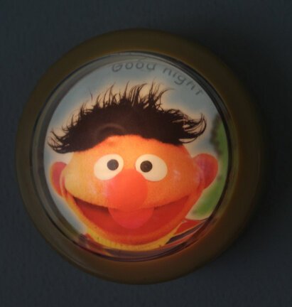 Slaaplampje Ernie uit Sesamstraat - Afbeelding 3