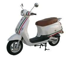 Scooter Retro Riva ( Vespa Look ) nu € 1049,- all-in - 1