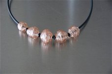 5 holle goud aventurijn glasbeads met rubber ketting handgem