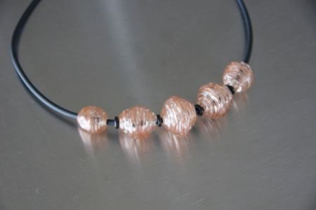 5 holle goud aventurijn glasbeads met rubber ketting handgem - Afbeelding 5