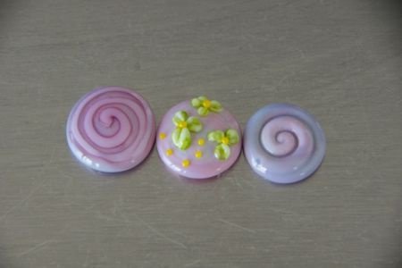 2 lila / roze button bead drukkers handgemaakt. - 1