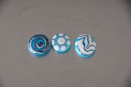 2 turkooise button bead drukkers handgemaakt. - Afbeelding 2