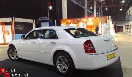 Trouwauto- Chrysler 300C te huur met/zonder Chauffeur - 2