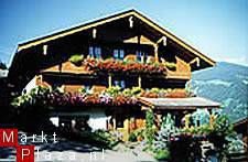 T.h.: App. voor 6-8 pers. in Zell am Ziller-Tirol (A-2171) - 1