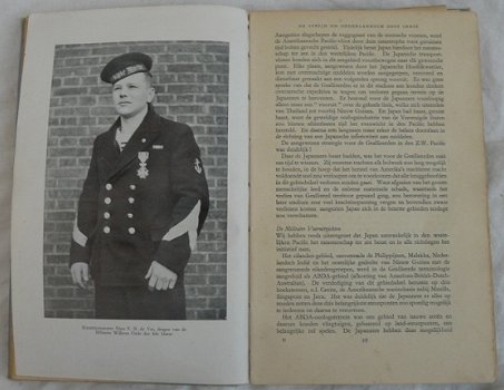 Boek, Neerland's Zeemacht in Oorlog, A. Kroesse, 1944. - 5