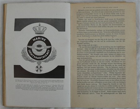 Boek, Neerland's Zeemacht in Oorlog, A. Kroesse, 1944. - 7
