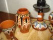 mooi geschilderd aardewerk uit Portugal kandelaar potjes en - 1 - Thumbnail