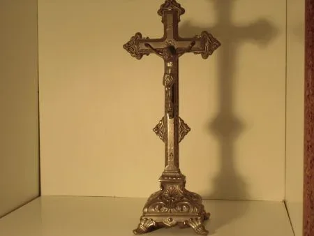 Staande crucifix - 1