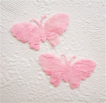 Mooie vlinder van kant ~ 5,5 cm ~ Roze - 1