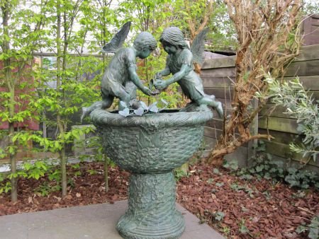bronzen elfen fontein - 1