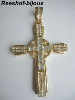 ACTIE: KRUIS GOUD PL. ZIRKONIA'S MICRO PAVE.