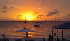 Vakantiehuis op zonnig Aruba.