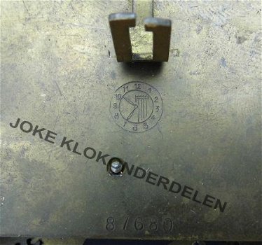 === Uurwerk = voor loop of onderdelen = oud === 18167 - 3