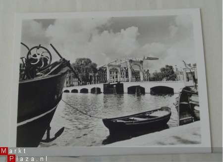 Snapshot Amsterdam Amstel met magere brug - nr. 1