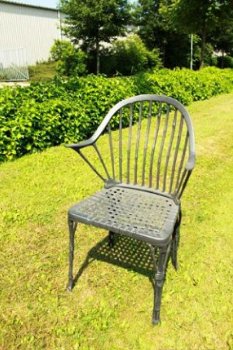 * Zeer mooie tuinset van gietaluminium tafel + 4 stoelen * - 1