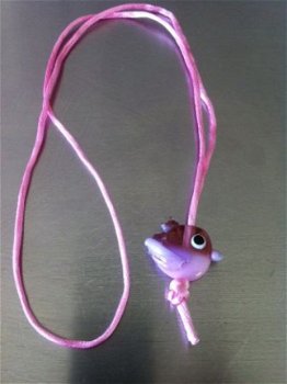 Uniek kinderarmband en ketting roze met vogel. - 1