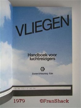 [1979] Vliegen, Handboek voor luchtreizigers, Klaauw, Z&K - 2