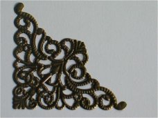 filigree bronze corner 4.6x4.6 cm