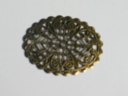 filigree bronze oval 1, 4.5x3.6 cm - 1