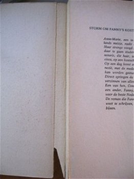 Storm om Fanny's kostschoolroman - Hans Borrebach - 1