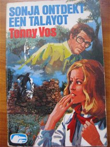 Sonja ontdekt een talayot - Tonny Vos