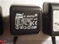 2 AC DC adaptors(220v -9,(5)v, 2 x9,5 v