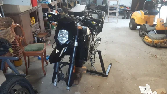 KTM paddockstand Om beide wielen te liften - nr. 1