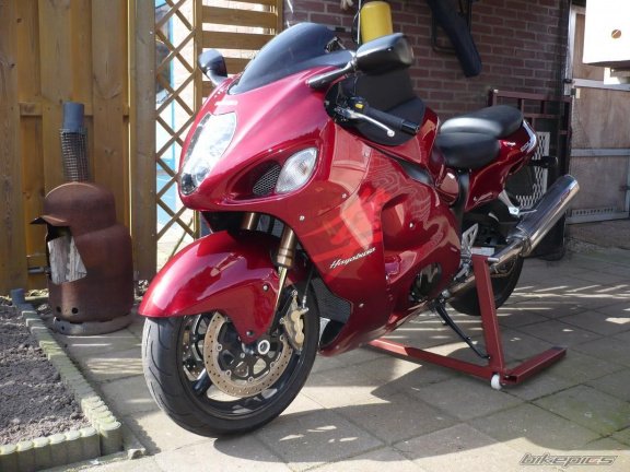 HAYABUSA paddockstand Om beide wielen gelijktijdig te liften - Afbeelding 2