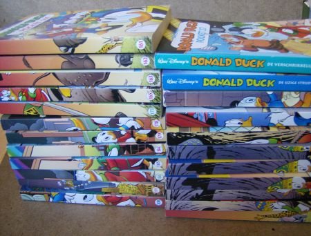 3 donald duck pockets - 1