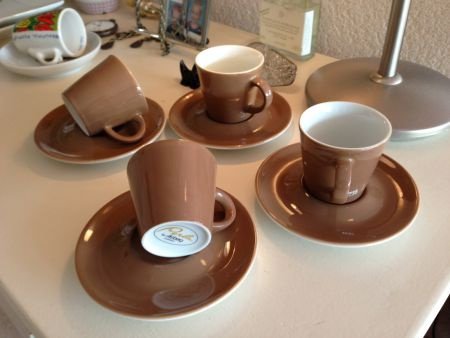 •	* 4 mooie Perla Arzberg espresso kop en schotels * - 1