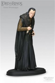 LOTR Grima Wormtongue Statue - 1