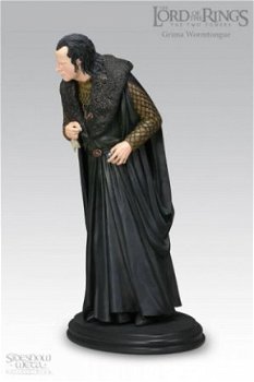 LOTR Grima Wormtongue Statue - 1