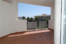 Koopje: appartement met zeezicht, Nueva Andalucia, Marbella