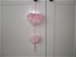 Hanger met pluche roze hartjes - 1 - Thumbnail
