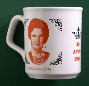 Mok Troonswissel Juliana-Beatrix 30-4-1980 (oranje op zwart) - 1