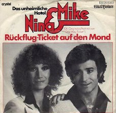 Nina & Mike : Rückflug-Ticket auf den Mond