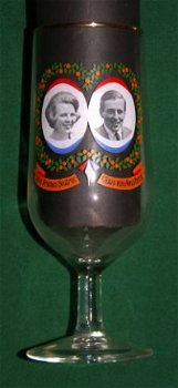 Glas met voet Prinses Beatrix & Claus von Amsberg (huwelijk) - 1