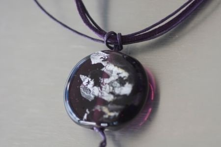 Handgemaakte amethist met bladzilver met suede ketting NIEUW - Afbeelding 4