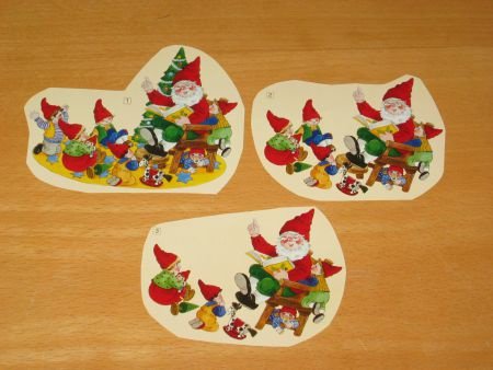 3D plaatjes --- FAMILIE KABOUTER LUISTERT naar KERSTVERHAAL - 1